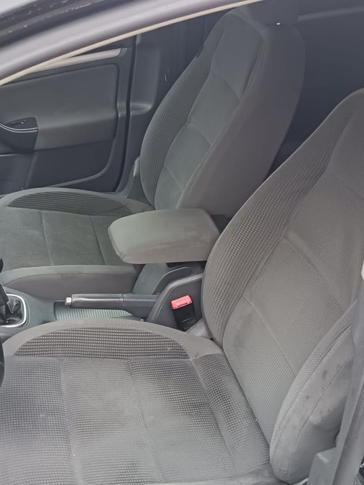 Golf 5 2008 1.9 tdi proprietar