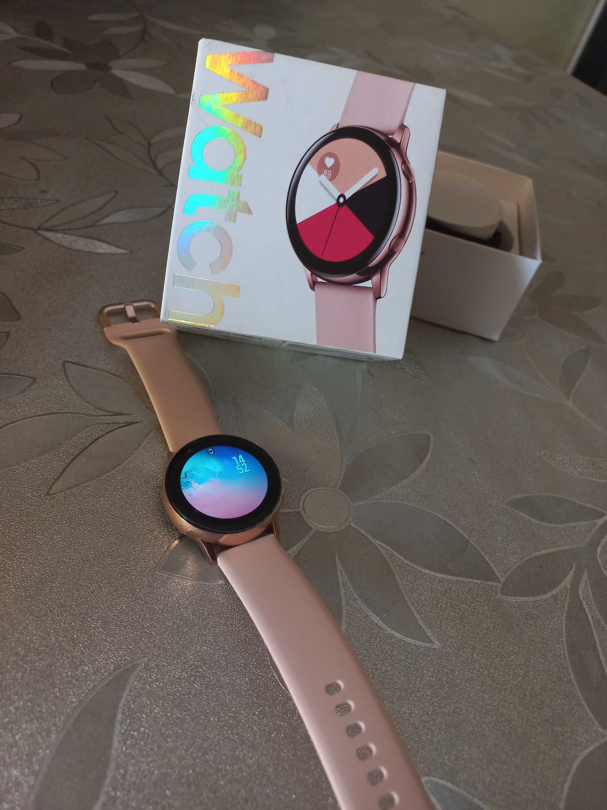 Samsung galaxy watch active rose gold