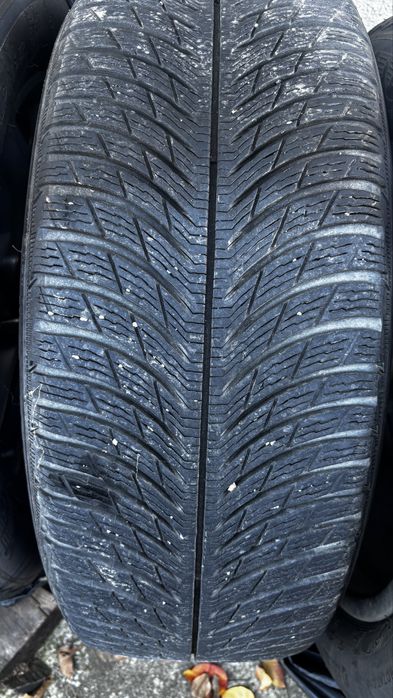 Set cauciucuri iarna + Jante -BMW X 4 - 245 / 50 R19 ( aprope noi)