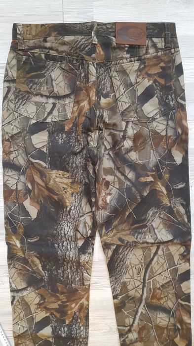 Kамуфлажен карго панталон