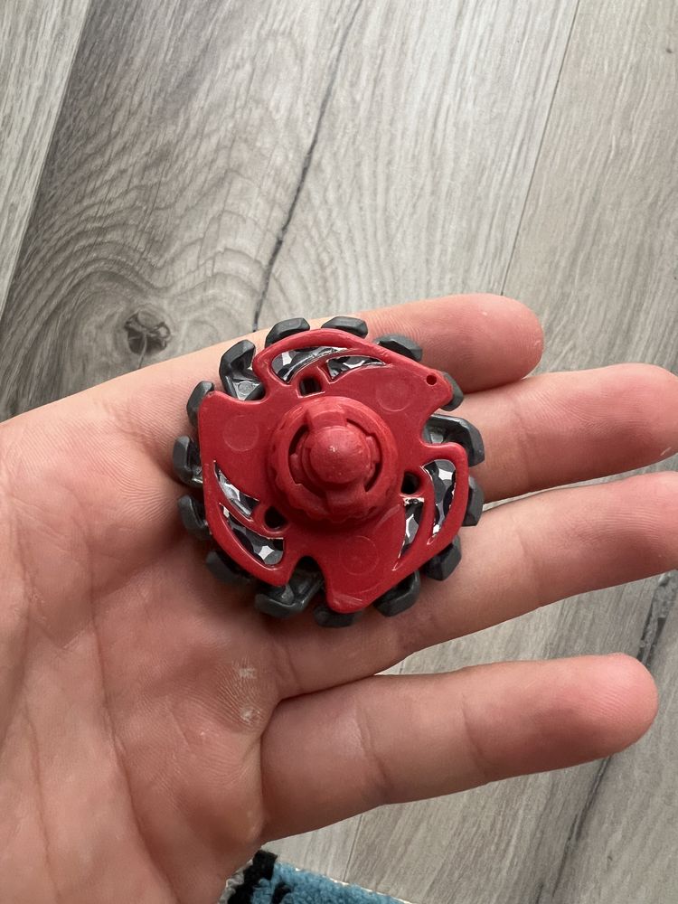 Vand Beyblade originale takara tomy