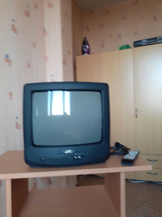 телевизор jvc 14 инча