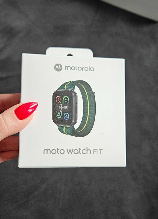 Smartwatch Motorola Moto Watch Fit, PANTONE Trekking Green