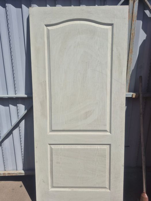 Продам межкомнатную дверь