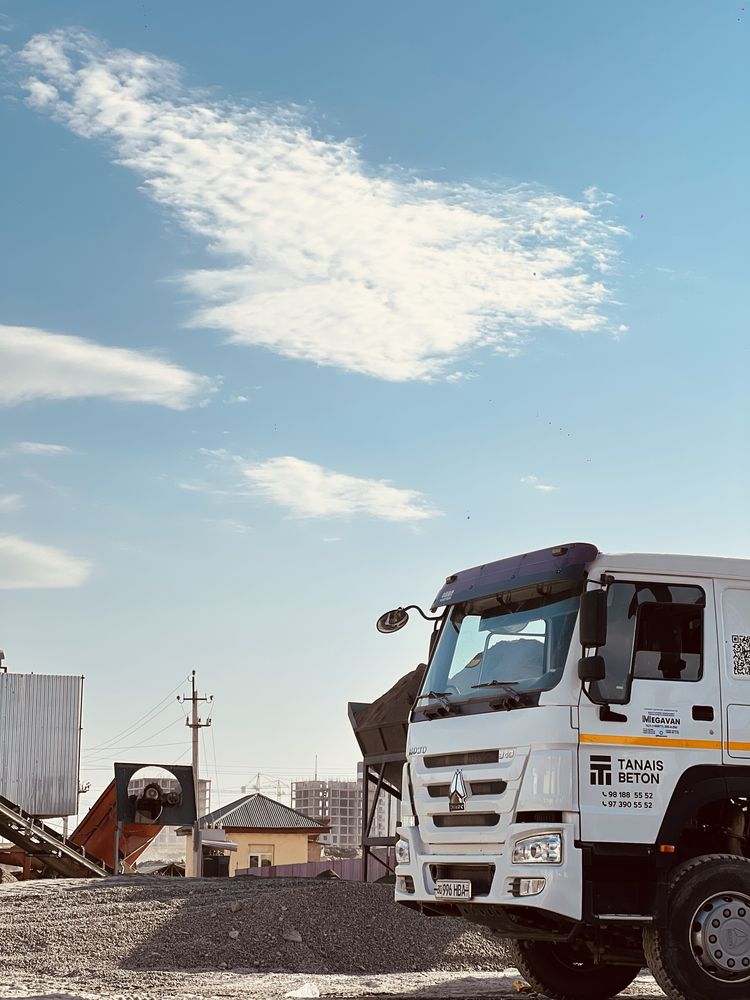 Beton qorishmasini yetkazib berish xizmatlari va shlakoblok