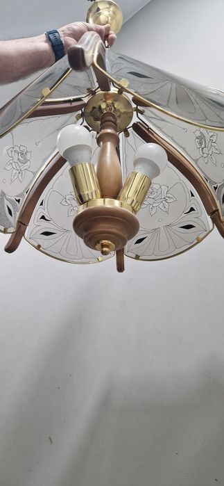 Полилей подходящ за спалня,хол