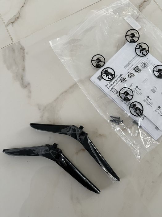 Picioare, suport televizor LG, intre 70-126cm diagonala, NOI