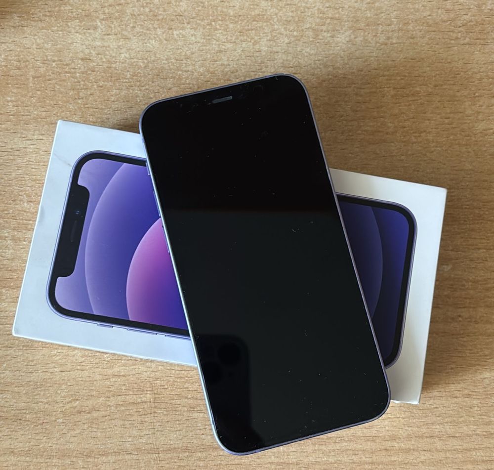 Продам iPhone 12 mini