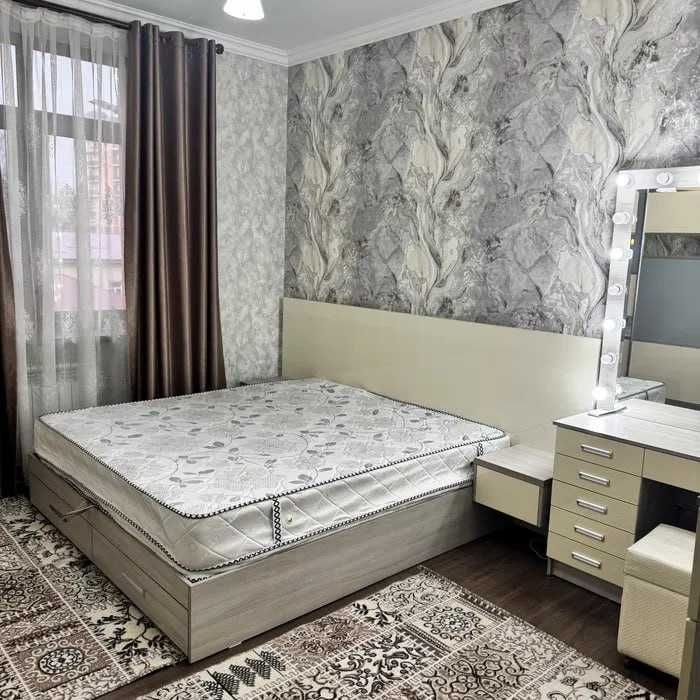 Текстильный Застройщик: Golden House , 3/2/8, 75м2 евро !!