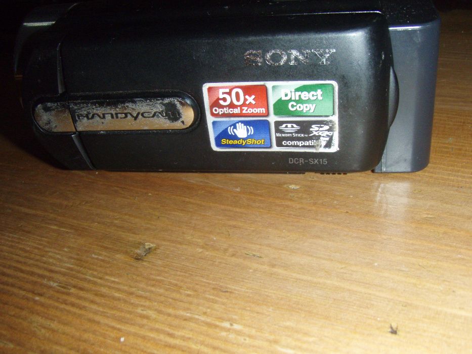 Camera video inregistrare card Sony DCR-SX15 + baterie si incarcator