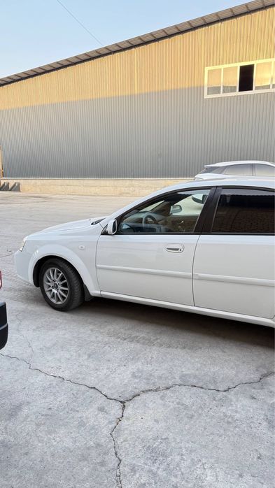 Sotiladi Lacetti optra