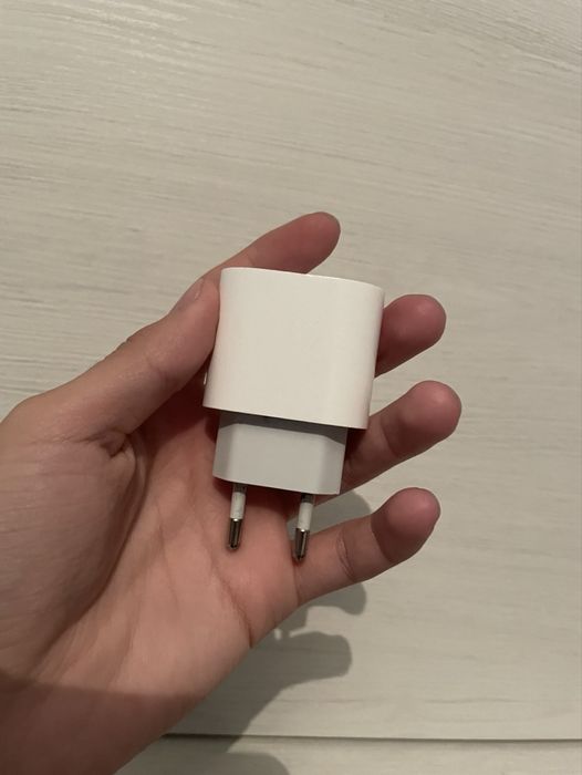 адаптер для айфона 20V