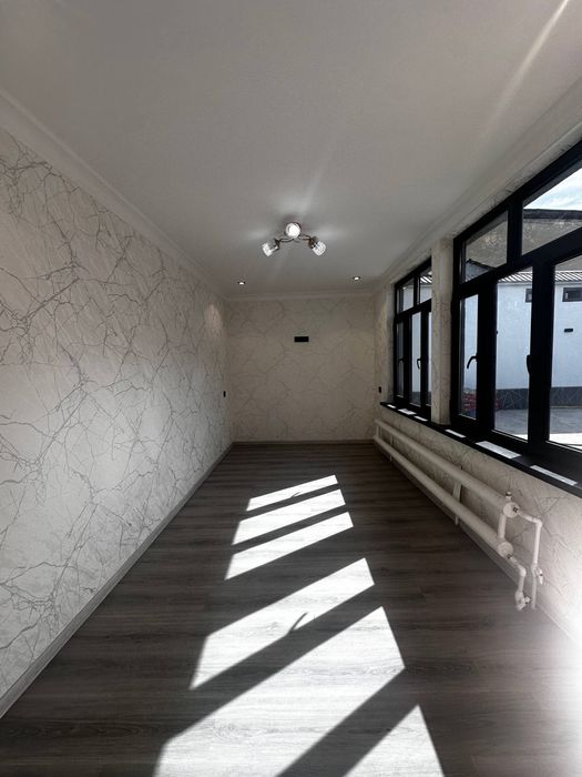 uy sotilad 3 sotik tayor bartiram bor domga qorasaroy atrofida