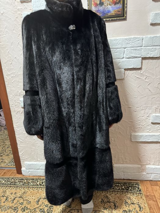 Продам норковую шубу