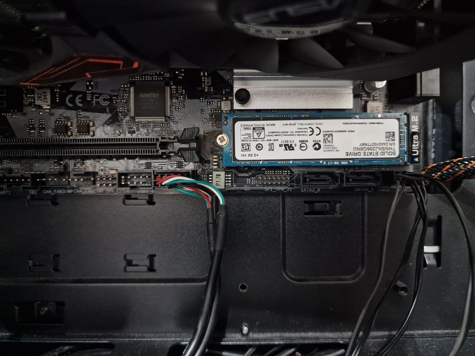 PC Gaming/Edit(i5-10600KF+RX570+16GB RAM)