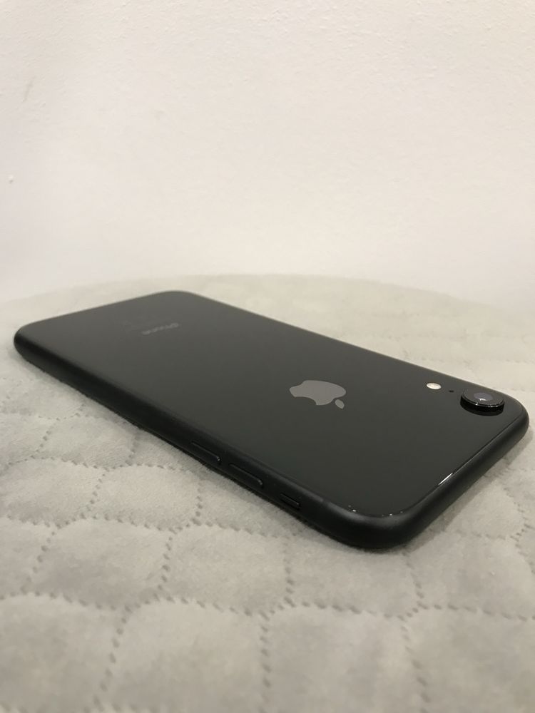 iPhone XR BLACK,64GB,Neverlocked,ca NOU!