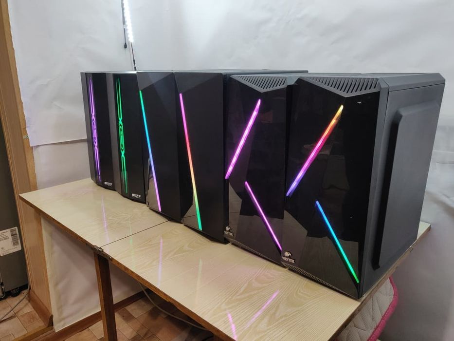 Корпус с RGB подсветкой .