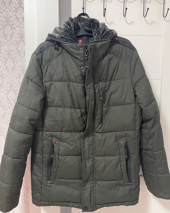 Продам куртки пуховики