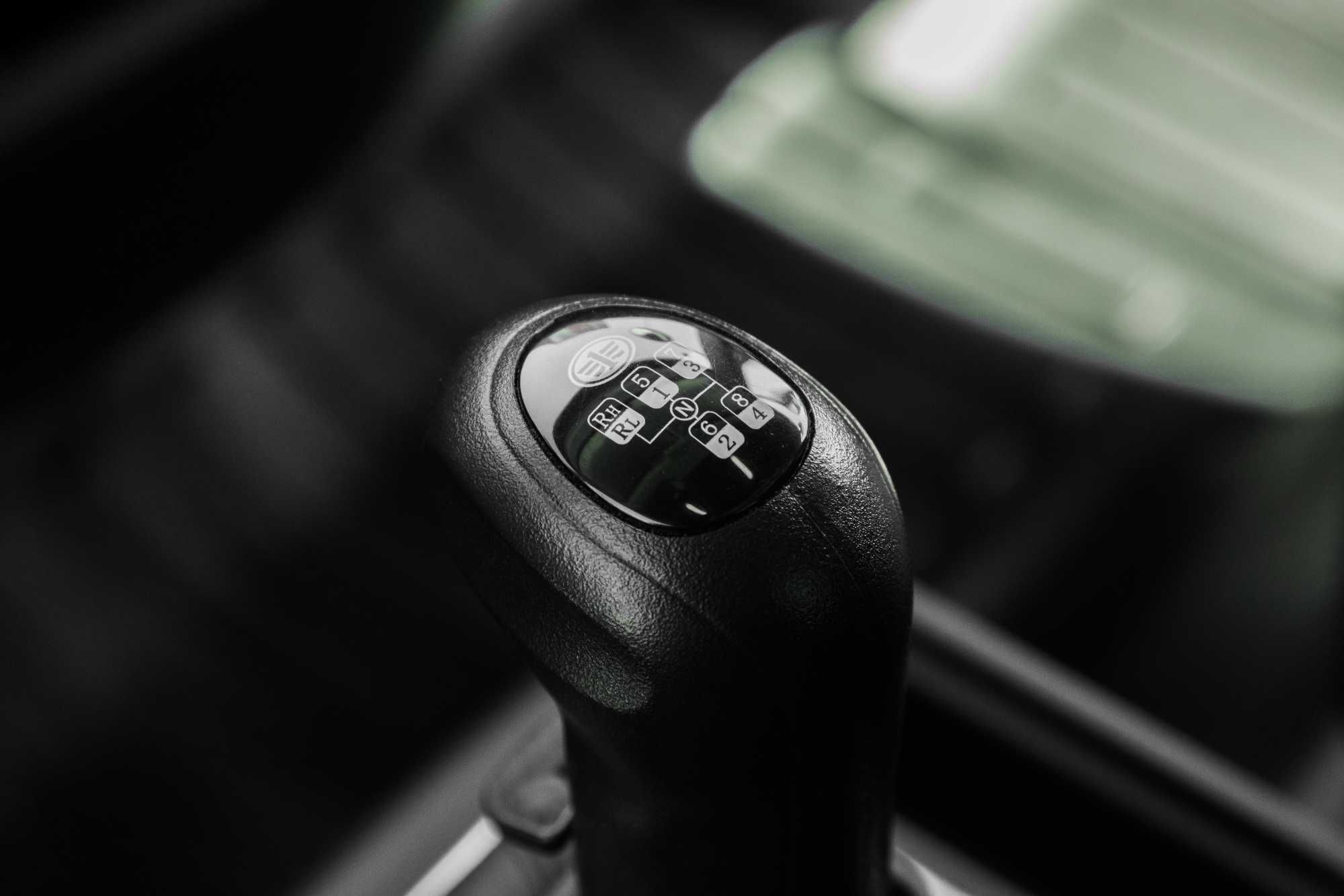 Автофургон Faw J6L  / 8.5м
