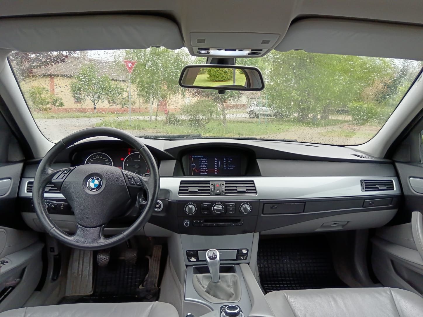 Vând BMW seria5 2009