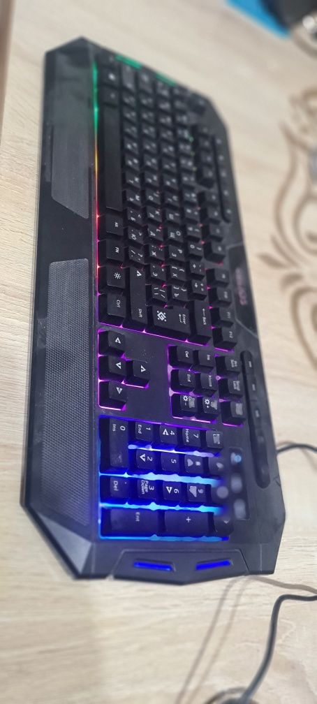 Gaming Klavish va sichqonchlar sotiladi