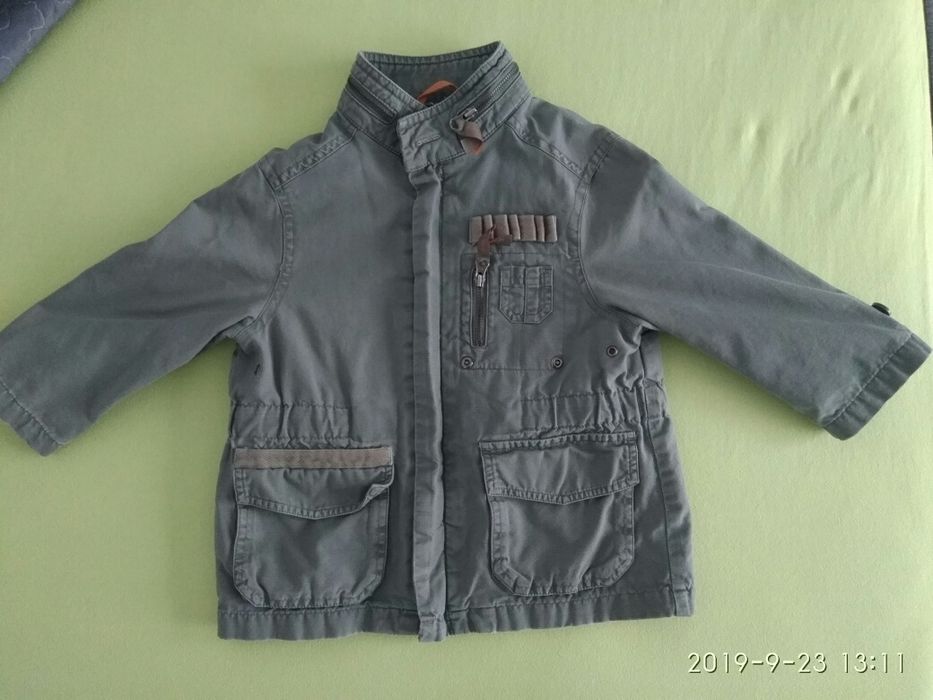 Geaca/ haina de primăvară/toamna H&M