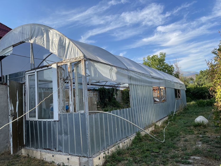 Продам теплицу с отоплением