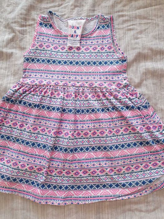 Рокли, блузи, суичер, пухен елек, ски панталон, шапка, шал  2-4 г.