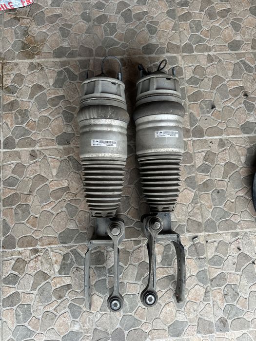 Amortizor penrna aer Cayenne 7p