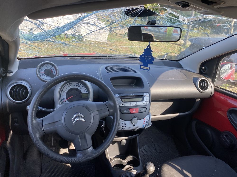 Dezmembrez Citroen C1 1.0 benzina 50kw