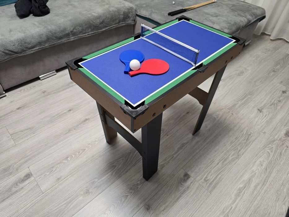 Masa de joc 4 in 1 : fotbal de masa, biliard , hockey si ping pong