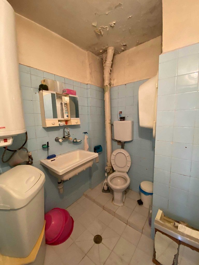 Продава се Тристаен апартамент в Търговище, Боровец - 75 кв.м за 918 €/кв.м - Снимка #7