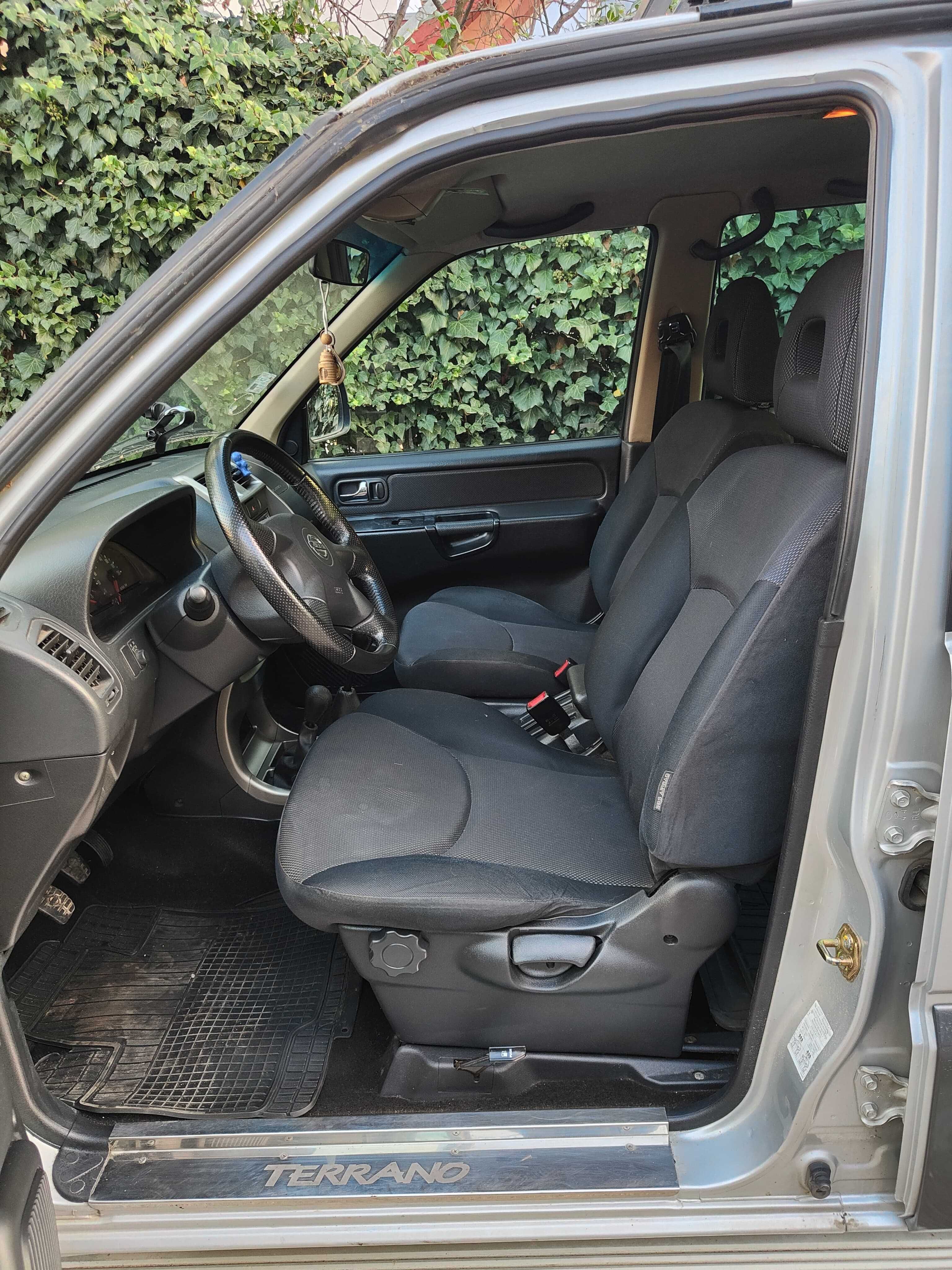 Nissan terrano 2 4x4