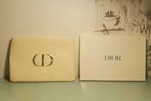 Розовый оригинальный клатч Dior
