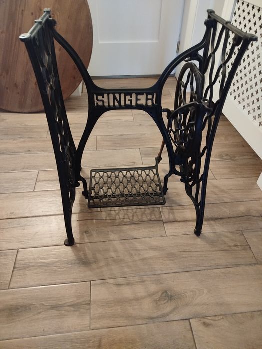 Cadru mașină de cusut cu blat