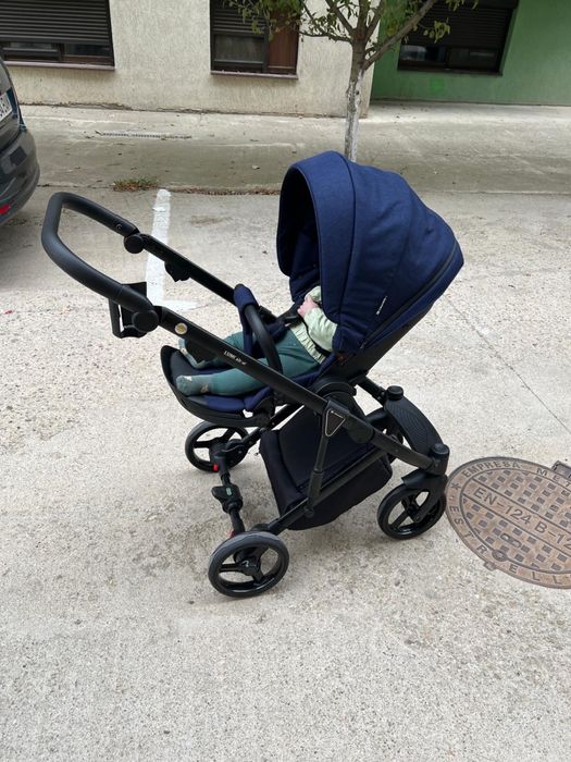 Carucior Adamex Lumi