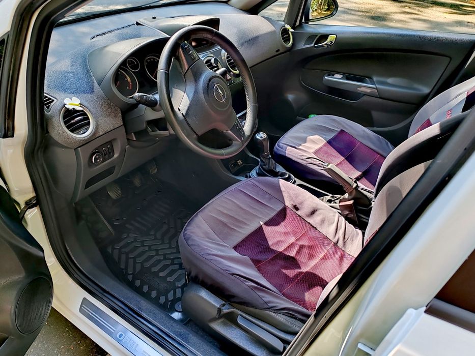 Opel Corsa D 1.3 2011