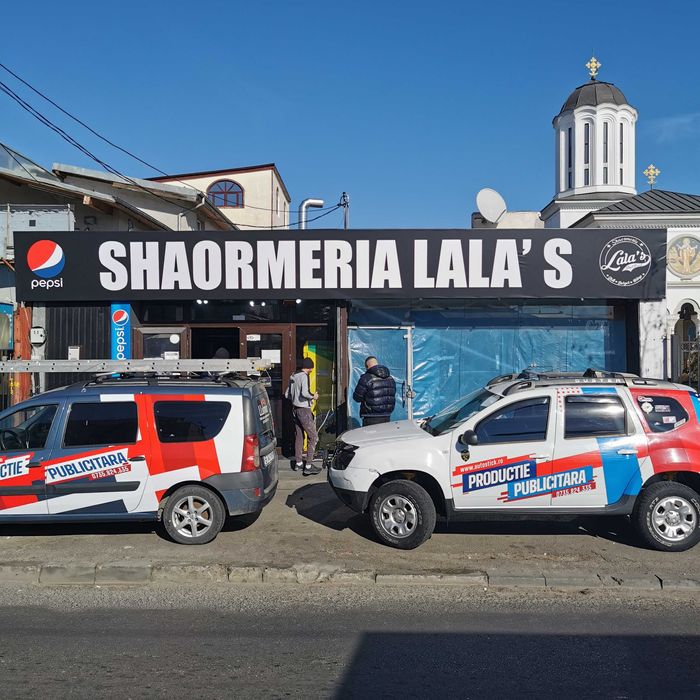inscriptionari auto , reclame auto , autocolant personalizat