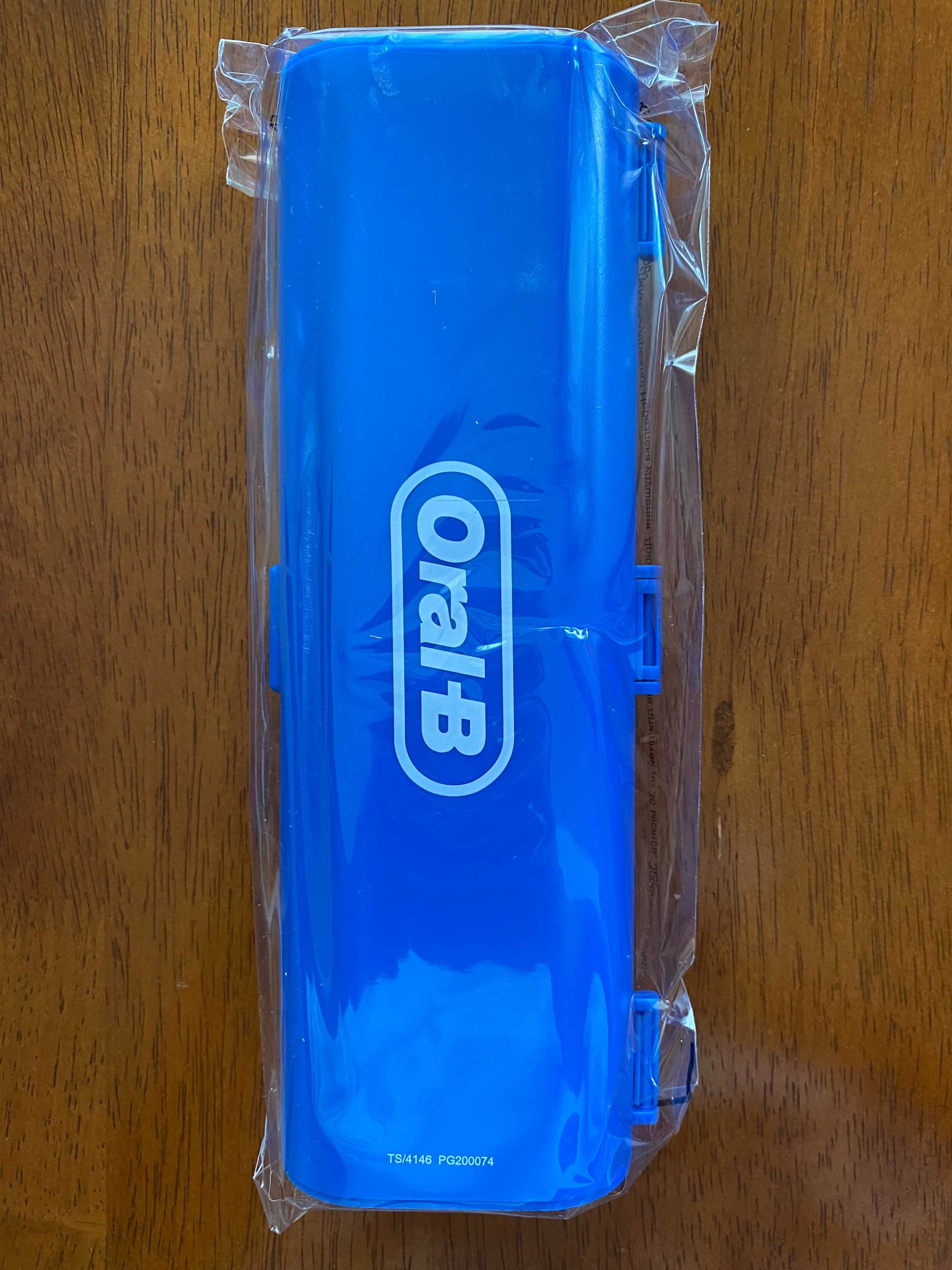 Oral-B  Vitality Sensi Ultra thin + travel case