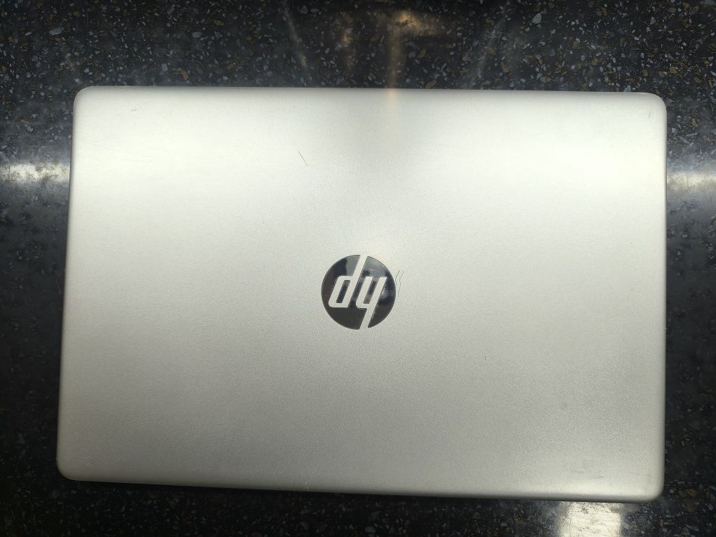 HP notbuk Core i3
