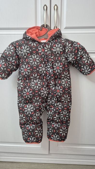 Продам  комбинезон Colambia