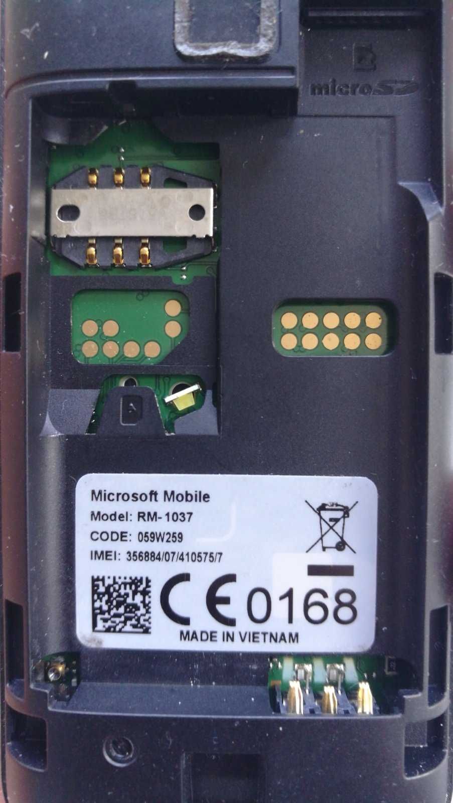 продавам Нокия 1037
