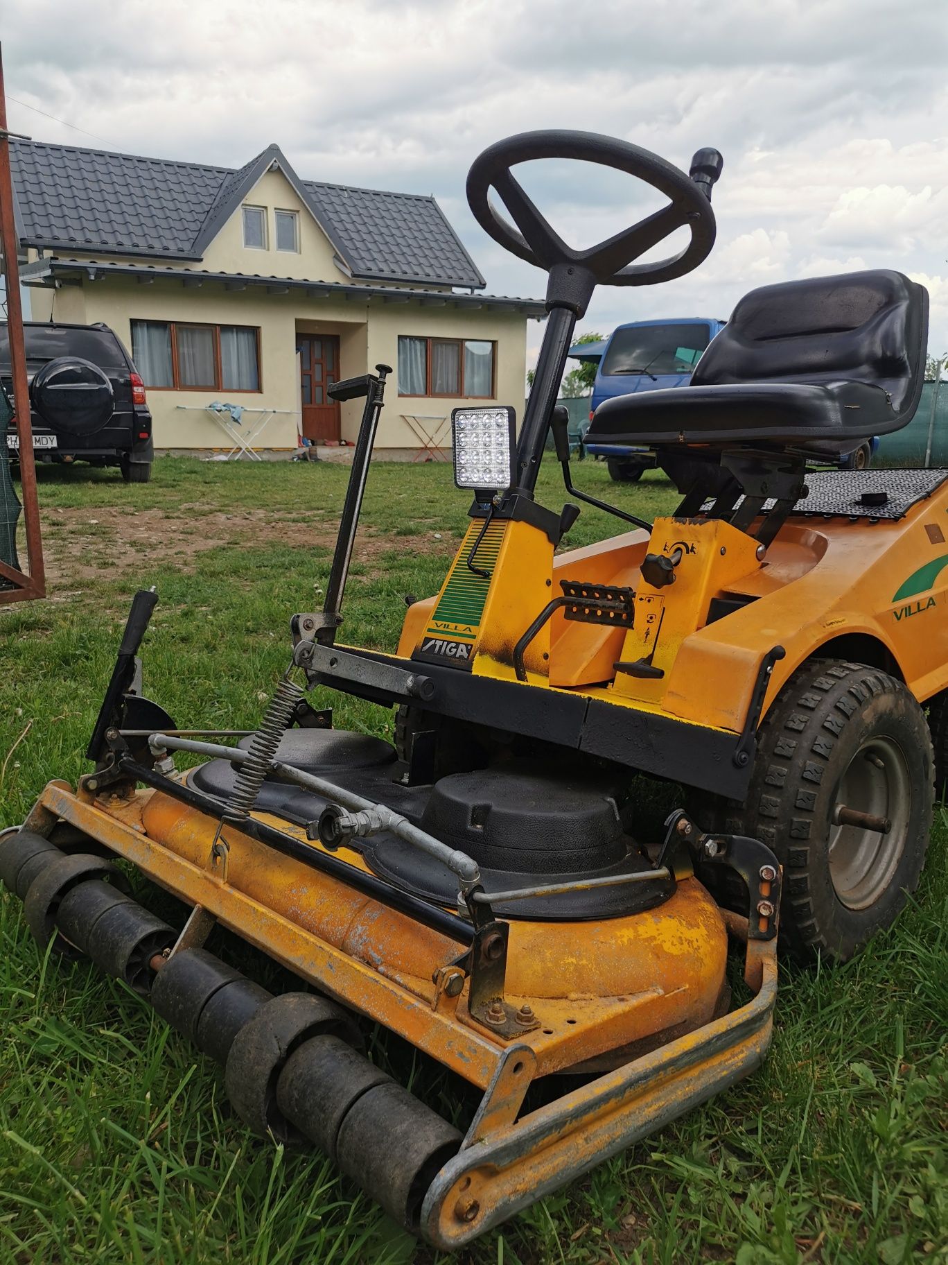 Tractoras Tuns Iarba/Gazon STIGA- COSITOARE Import  Germania