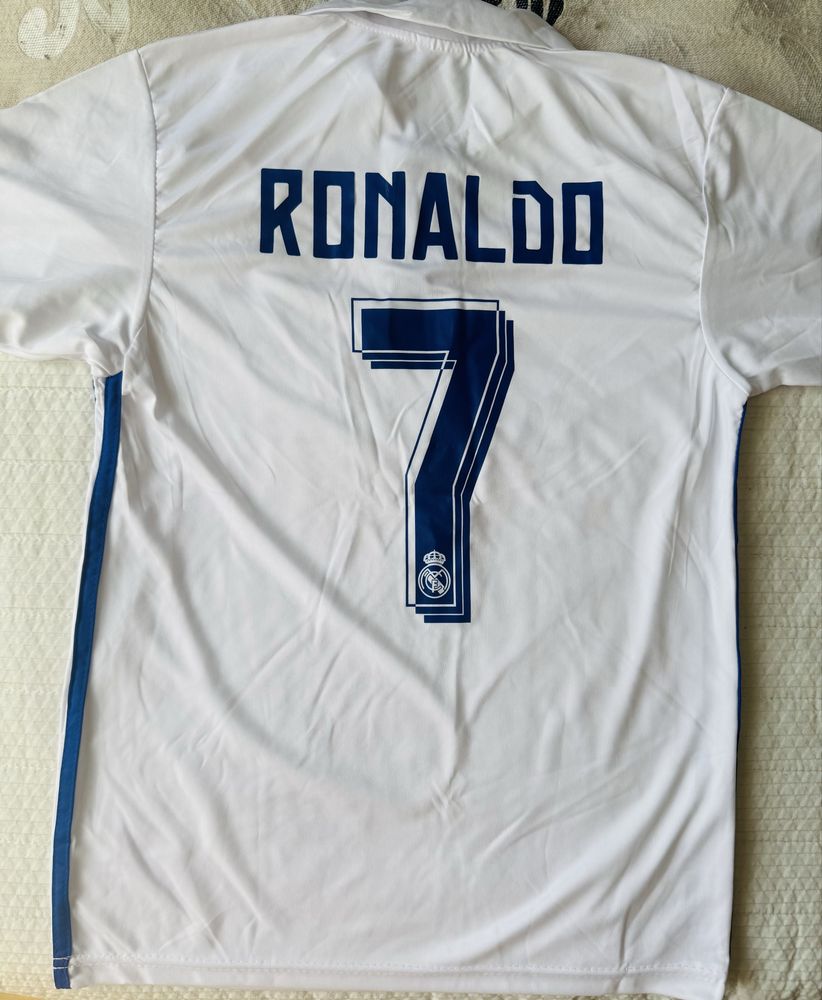 Спортна футболна тениска Real Madrid/Ronaldo ръст 164