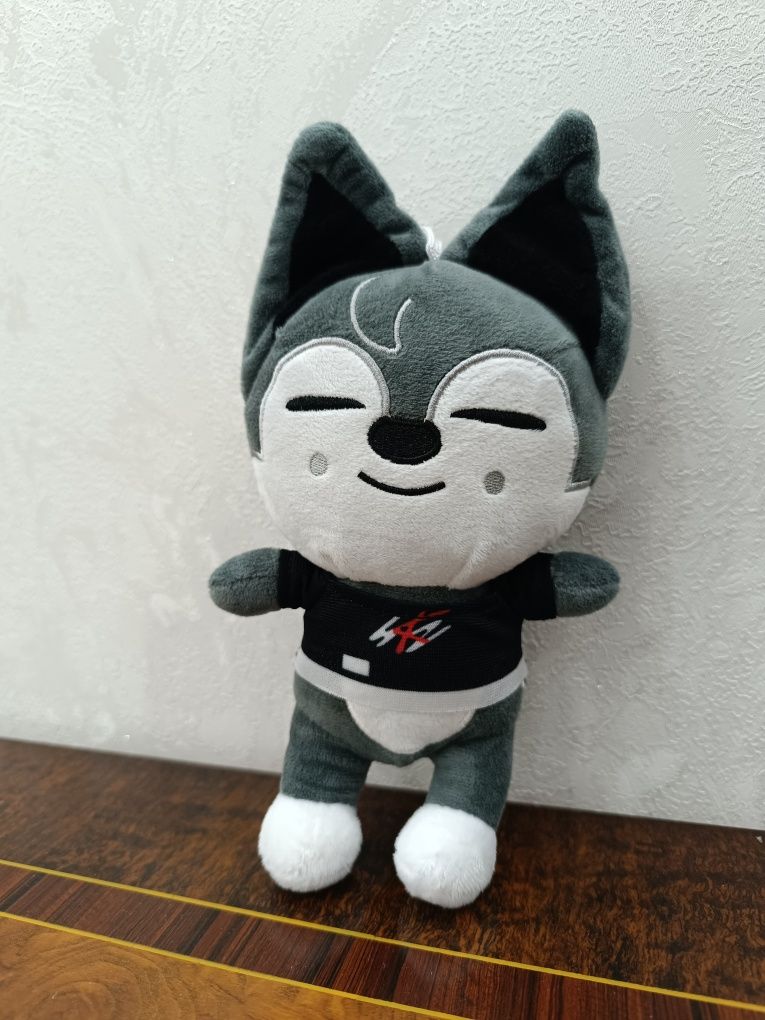 Игрушка stray kids Wolf Chan! Новый 25см