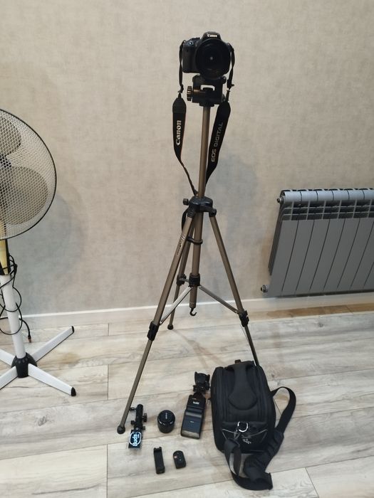 Продам фотоаппарат, штатив, обьективо полным комплектом