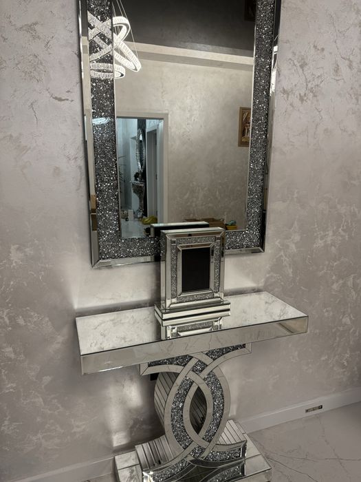 Consola cu oglinda si rama foto