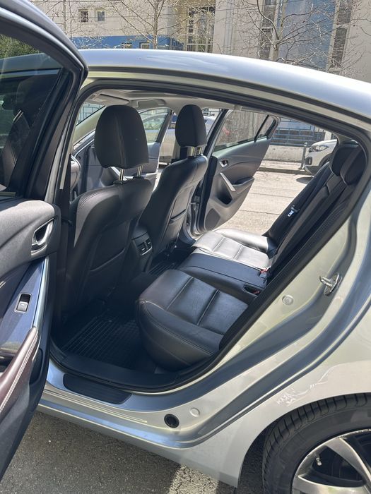 Mazda 6 CD175 AT Revolution Top