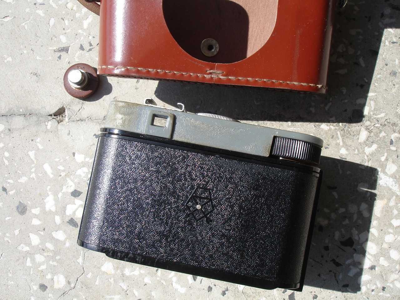 Смена 6 - класически руски фотоапарат, произведен в СССР