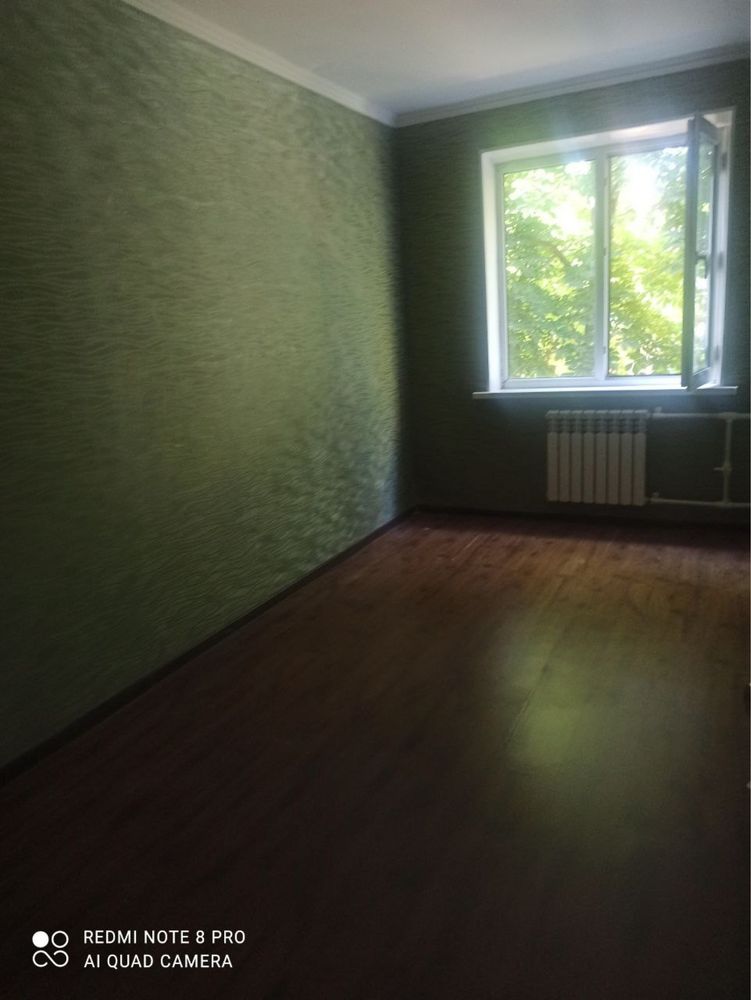 Продается своя 3/3/4 квартира в 3 мкр Чирчик